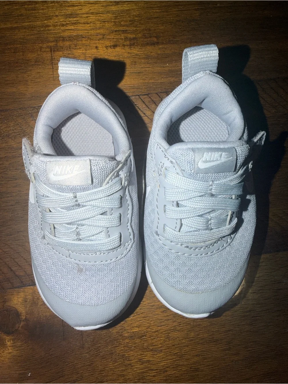 Nike Kids' Light Gray tajun Sneakers